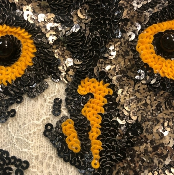 Express Cropped Sequin Lace Heathered Grey Owl Sweatshirt Women's Small S EUC - Picture 4 of 7